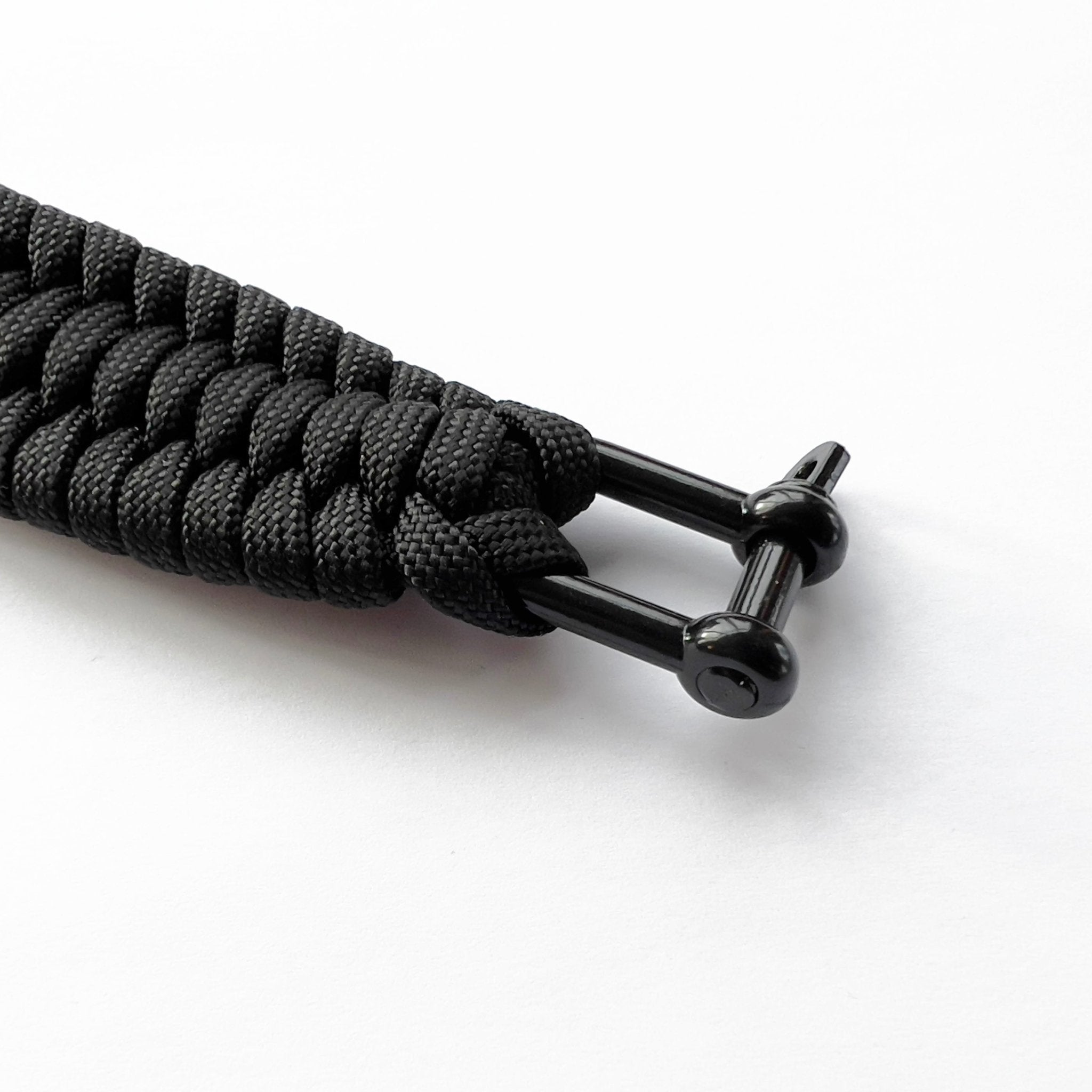 Paracord Bracelet in Black - ONETURTLE